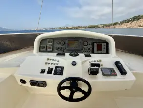 Thumbnail von Astondoa 82 GLX Forever
