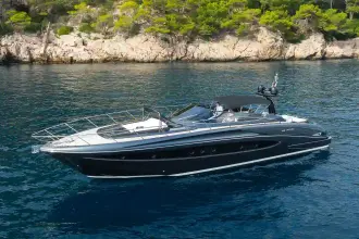 Riva 63 Virtus Voltor