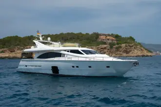 Ferretti Yachts 731 Bijou