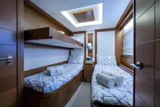 Thumbnail von Azimut Grande 105 La Rubia