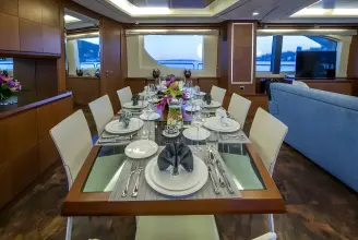 Thumbnail von Azimut Grande 105 La Rubia