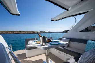Thumbnail von Galeon 405 HTS The Simple Life
