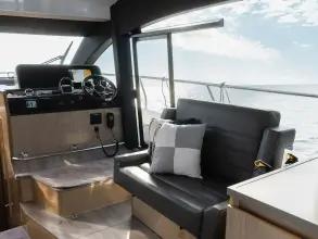 Thumbnail von Sealine F430 SEALINE