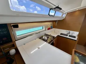 Thumbnail von Jeanneau Sun Odyssey 440 Moon