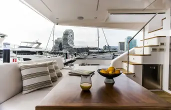 Thumbnail von Johnson 70 70' Johnson Skylounge 2026