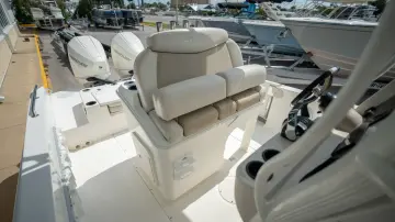 Thumbnail von Boston Whaler 270 Dauntless