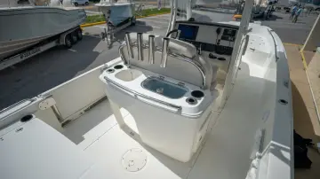 Thumbnail von Boston Whaler 270 Dauntless