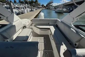 Thumbnail von Sea Ray SDX 270 Outboard