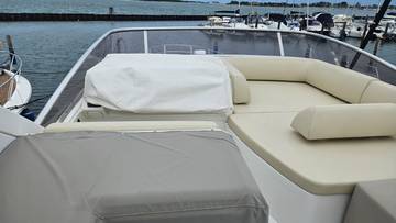 Thumbnail von Azimut 60