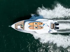 Thumbnail von Cruisers Yachts 38 VTR