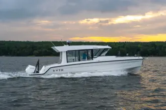 Thumbnail von Cruisers Yachts 38 VTR EC