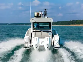 Thumbnail von Cruisers Yachts 38 VTR EC