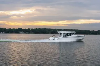 Thumbnail von Cruisers Yachts 38 VTR EC