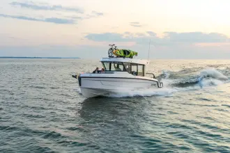 Thumbnail von Cruisers Yachts 38 VTR EC