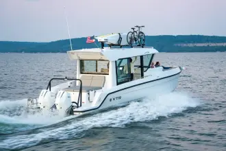 Thumbnail von Cruisers Yachts 38 VTR EC