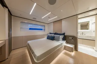 Thumbnail von Custom 116' 2025