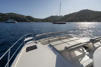 Thumbnail von Aquila 46 Yacht  Aquila 46 Yacht
