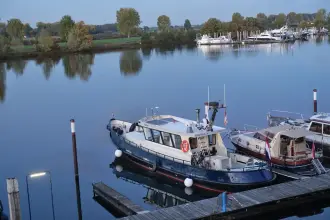 Thumbnail von ex Patrouille vaartuig / Varend Woonschip 18.26 met UBC
