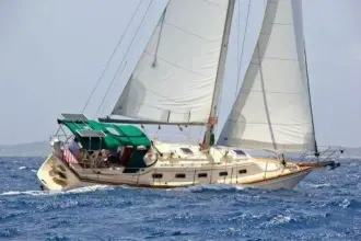 Thumbnail von Island Packet 370 Journey’s End