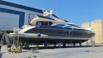 Azimut Leonardo 98