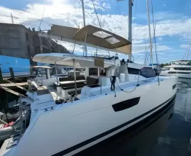 Thumbnail von Fountaine Pajot Astrea 42