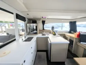 Thumbnail von Fountaine Pajot Astrea 42