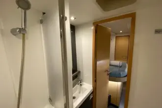 Thumbnail von Fountaine Pajot Saba 50 Nowhere