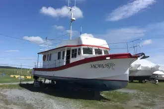 Custom Trawler 45 Horus