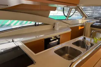 Thumbnail von Azimut 60 10028516
