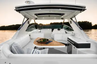 Thumbnail von Sea Ray 320 Sundancer