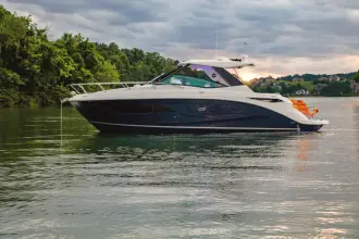 Thumbnail von Sea Ray 320 Sundancer