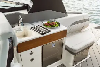 Thumbnail von Sea Ray 360 SLX