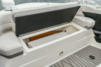 Thumbnail von Sea Ray 360 SLX