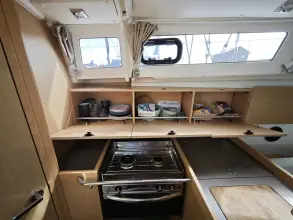 Thumbnail von Beneteau Oceanis 35.1