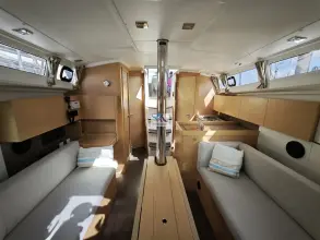 Thumbnail von Beneteau Oceanis 35.1