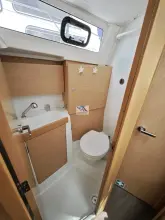 Thumbnail von Beneteau Oceanis 35.1