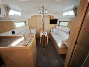 Thumbnail von Beneteau Oceanis 35.1