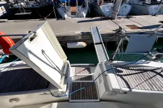 Thumbnail von Beneteau Oceanis 43