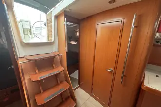 Thumbnail von Beneteau Oceanis 43
