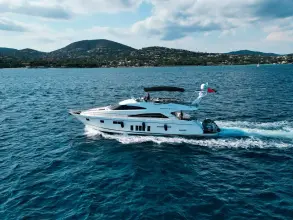 Thumbnail von Fairline Squadron 65