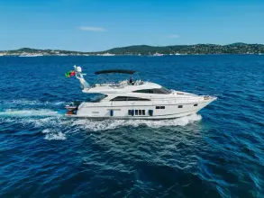 Thumbnail von Fairline Squadron 65
