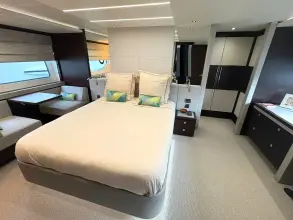 Thumbnail von Sunseeker 76 Yacht Y76