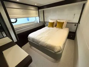 Thumbnail von Sunseeker 76 Yacht Y76
