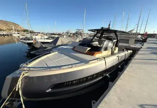 Invictus 320 GT 320GT