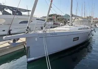 Thumbnail von Beneteau Oceanis 51.1