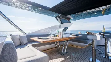 Thumbnail von Sunseeker 86 Yacht INSOMNIA