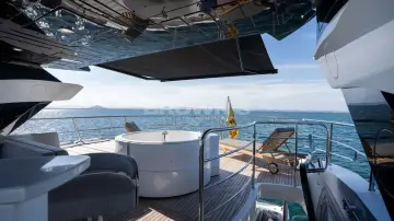 Thumbnail von Sunseeker 86 Yacht INSOMNIA
