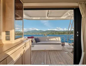 Thumbnail von Beneteau Swift Trawler 48 .