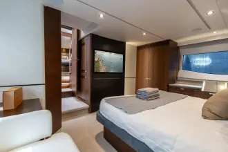 Thumbnail von Princess S62 Lady A of Lymington