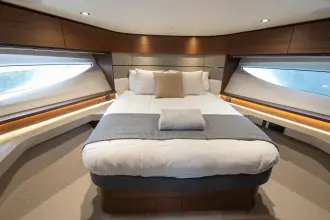 Thumbnail von Princess S62 Lady A of Lymington
